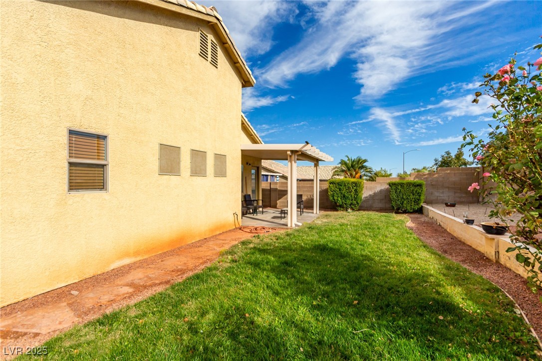 8233 Valley Stream Avenue, Las Vegas, Nevada image 32