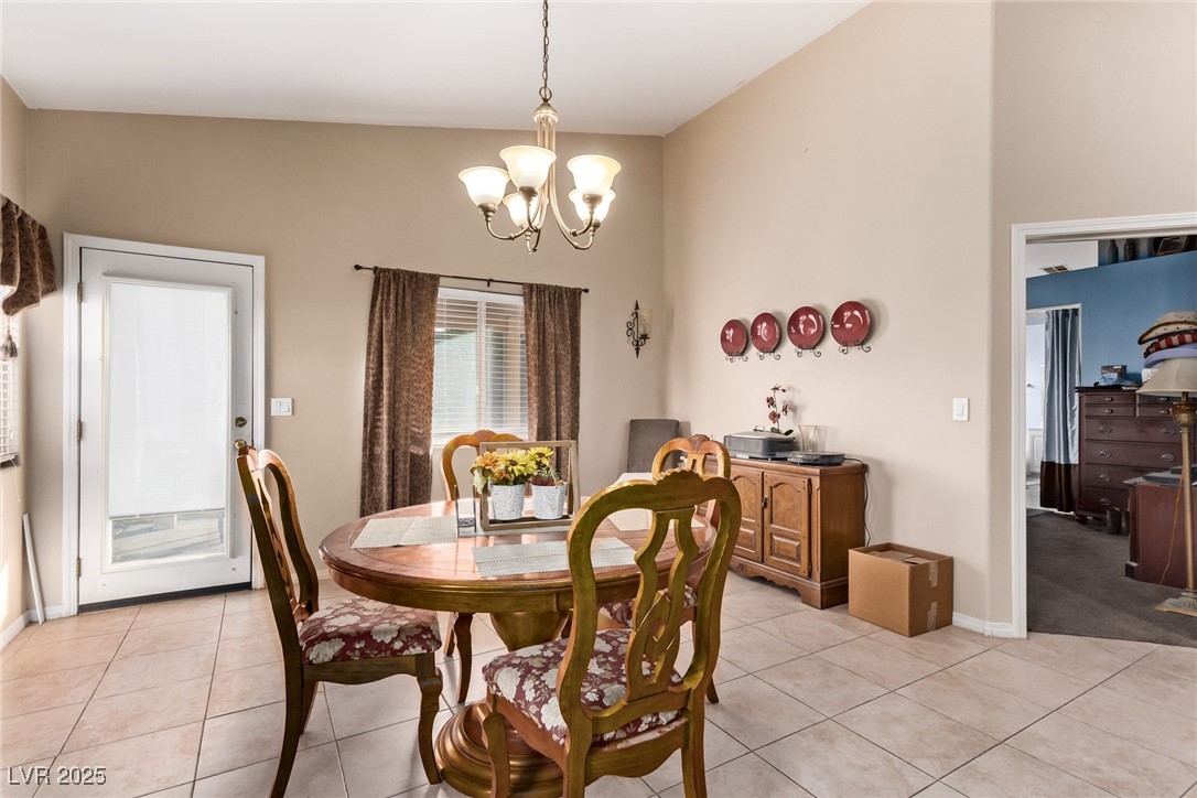 8233 Valley Stream Avenue, Las Vegas, Nevada image 14