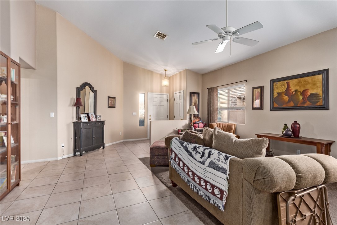8233 Valley Stream Avenue, Las Vegas, Nevada image 4