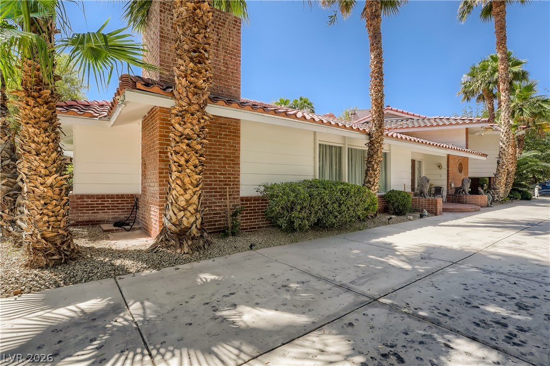 7082 Mira Vista Street