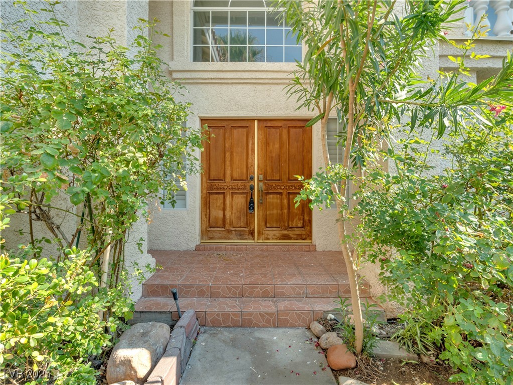 8229 Aqua Spray Avenue