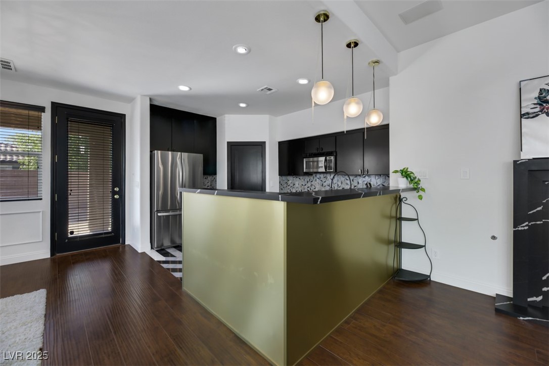 Las Vegas, Nevada 89178, United States, 3 Bedrooms Bedrooms, ,3 BathroomsBathrooms,Residential,Active,105937