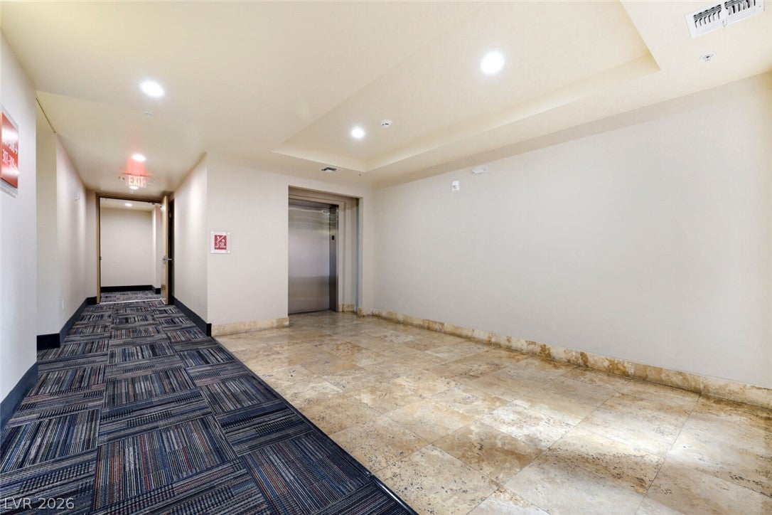 39 E Agate Avenue 304