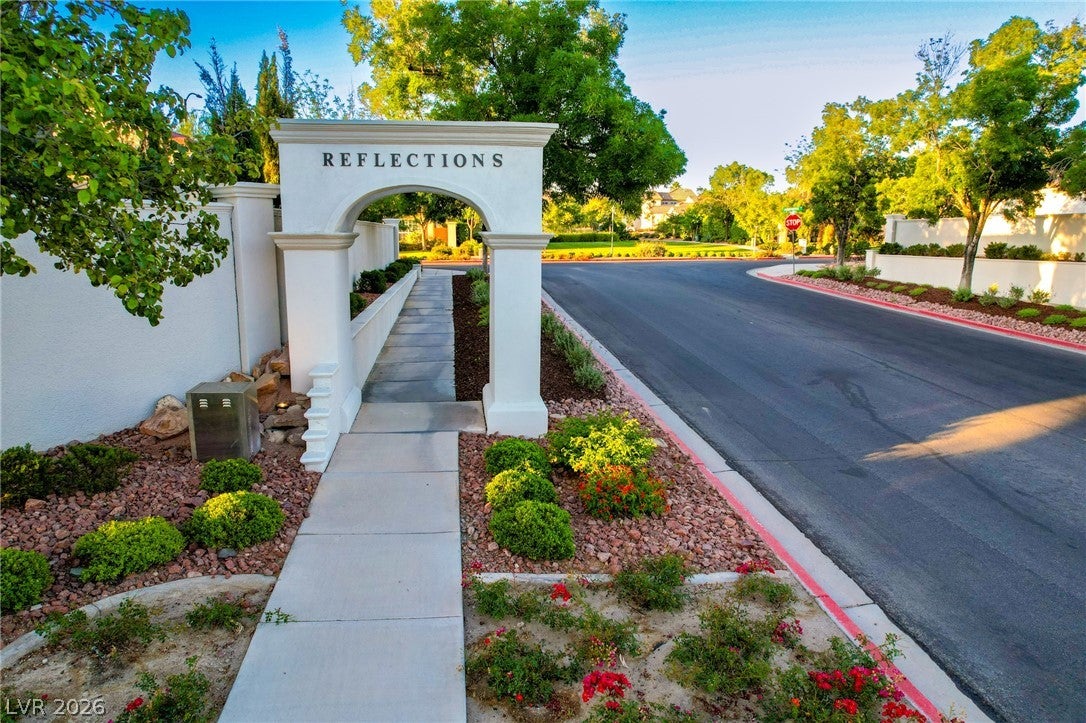 2019 Hobbyhorse Avenue