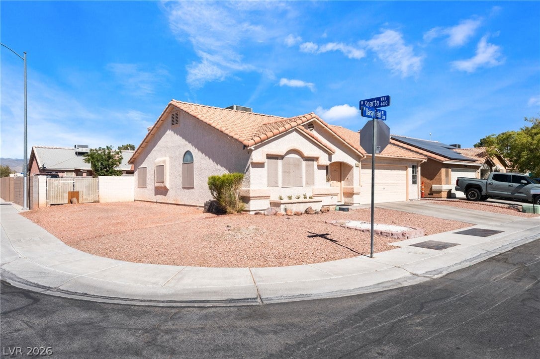 3711 Daisy Field Drive