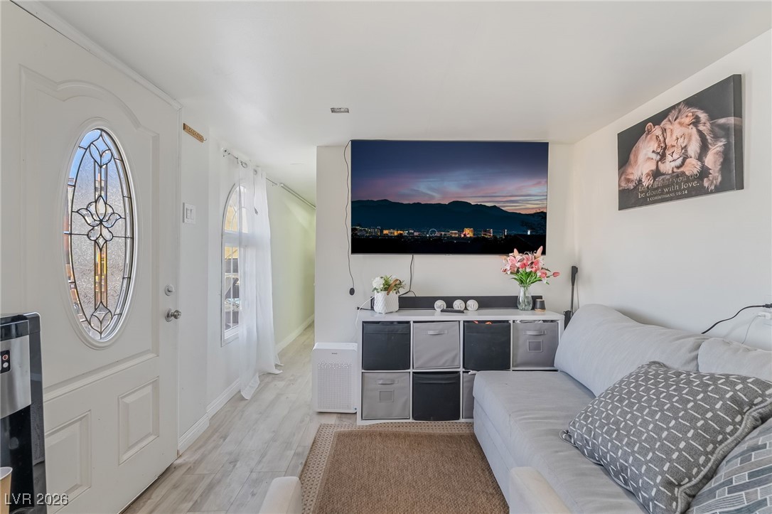 5547 Mountain Vista Street