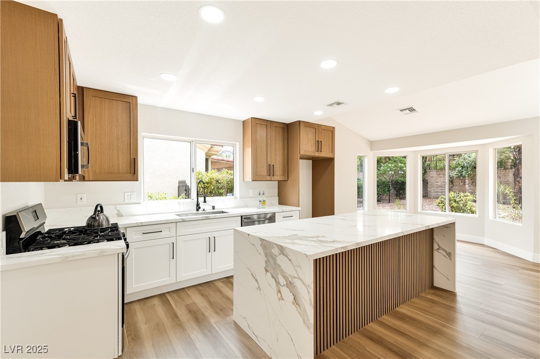 Properties 3 2645 Saltbush Drive