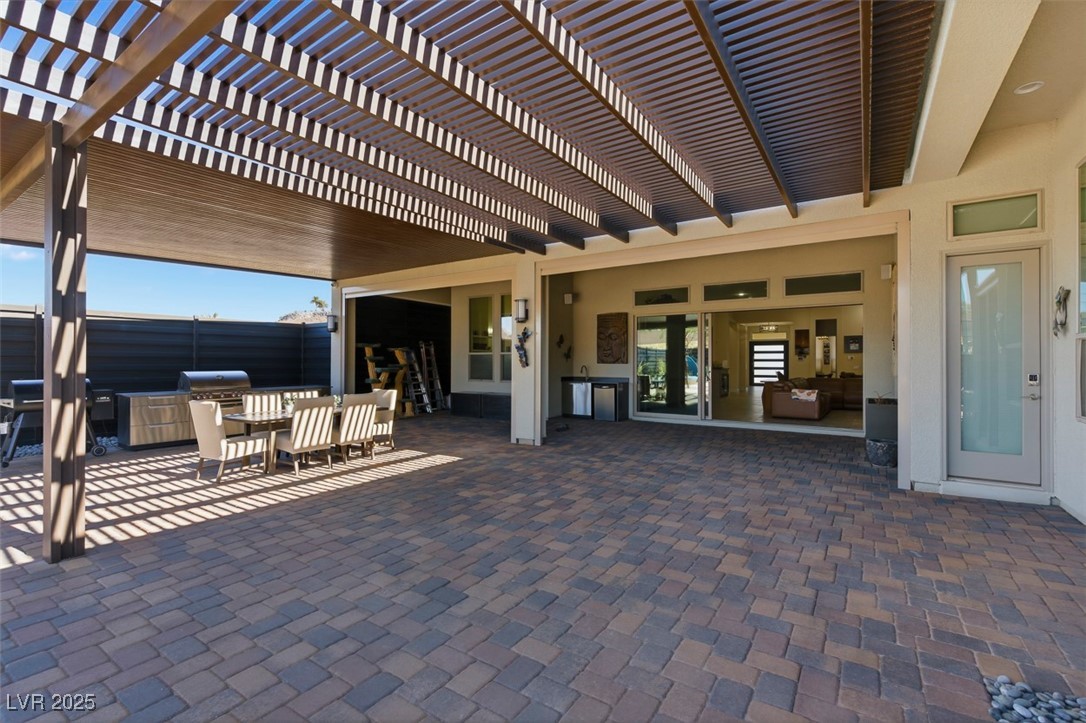 1211 Lake Heights Court