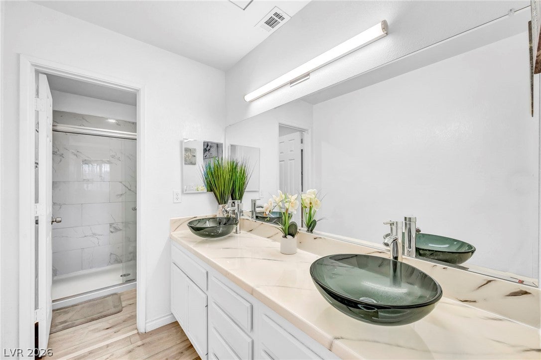 2725 S Nellis Boulevard 2103