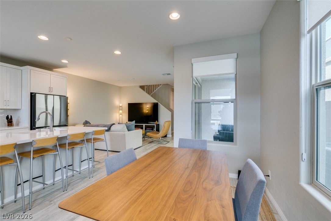 Properties 4 11755 Emerald Lake Avenue