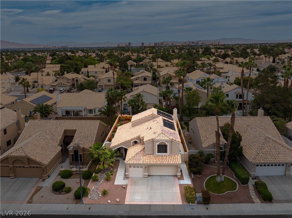 2212 Sapphire Valley Street