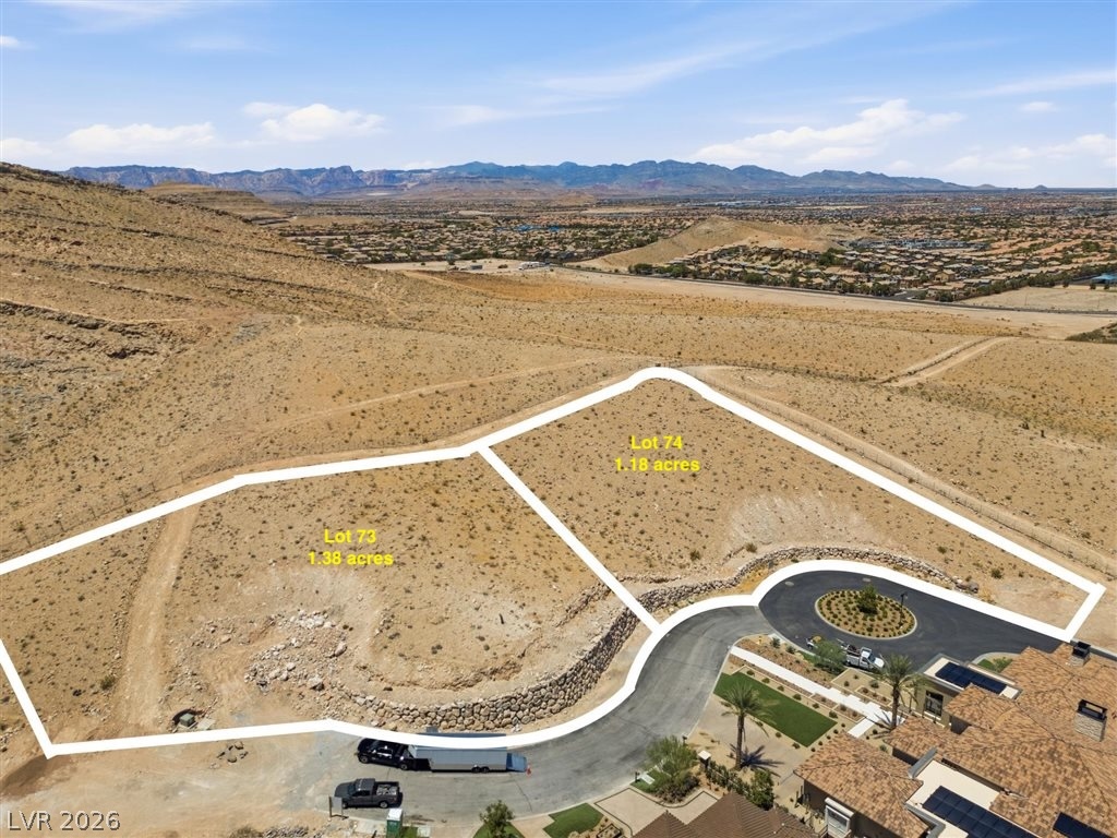 2 Shadow Canyon Court
