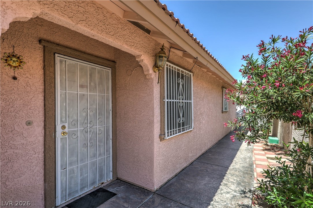 4210 Sunrise Avenue
