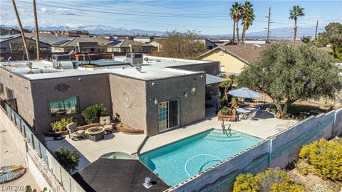 Homes For Sale - 584 Mona Lane<br/> Clark County, Henderson, NV 89015