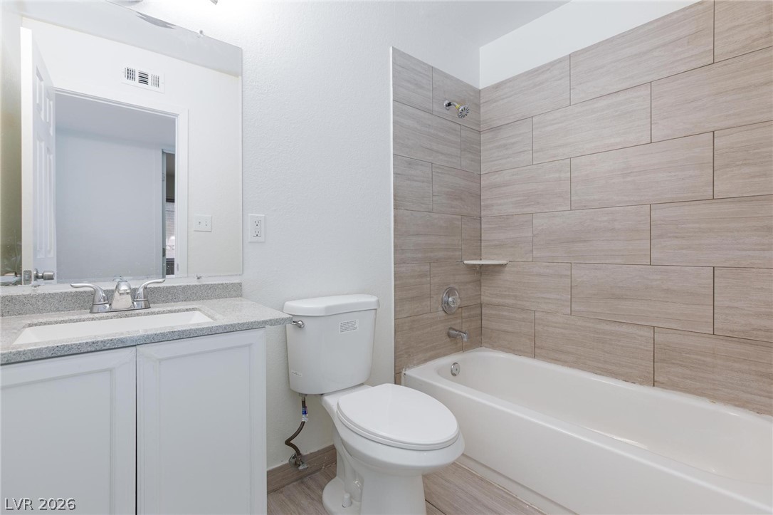 3946 Clear View Drive