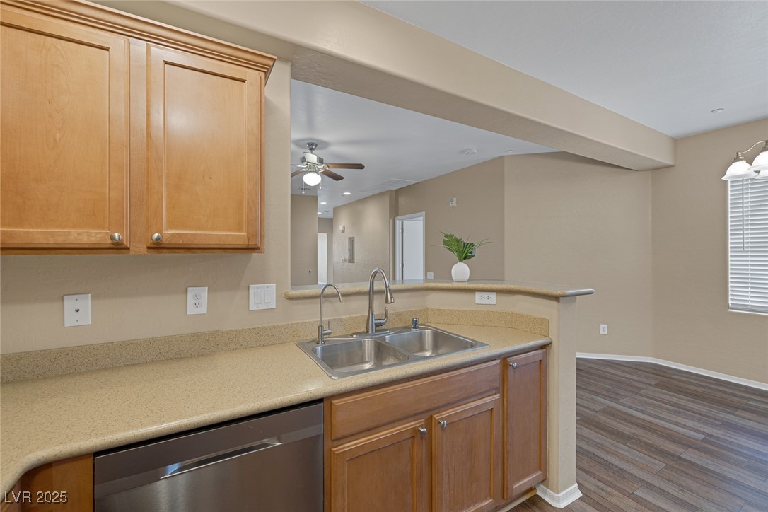 North Las Vegas, Nevada 89084, United States, 3 Bedrooms Bedrooms, ,2 BathroomsBathrooms,Residential,Active,167402