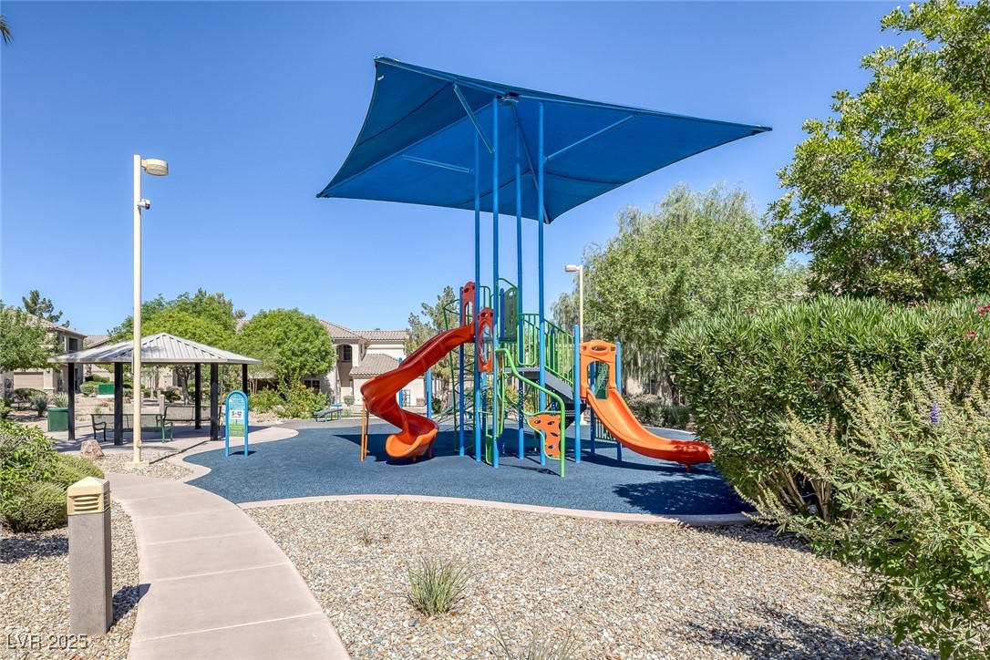 North Las Vegas, Nevada 89084, United States, 3 Bedrooms Bedrooms, ,2 BathroomsBathrooms,Residential,Active,167402