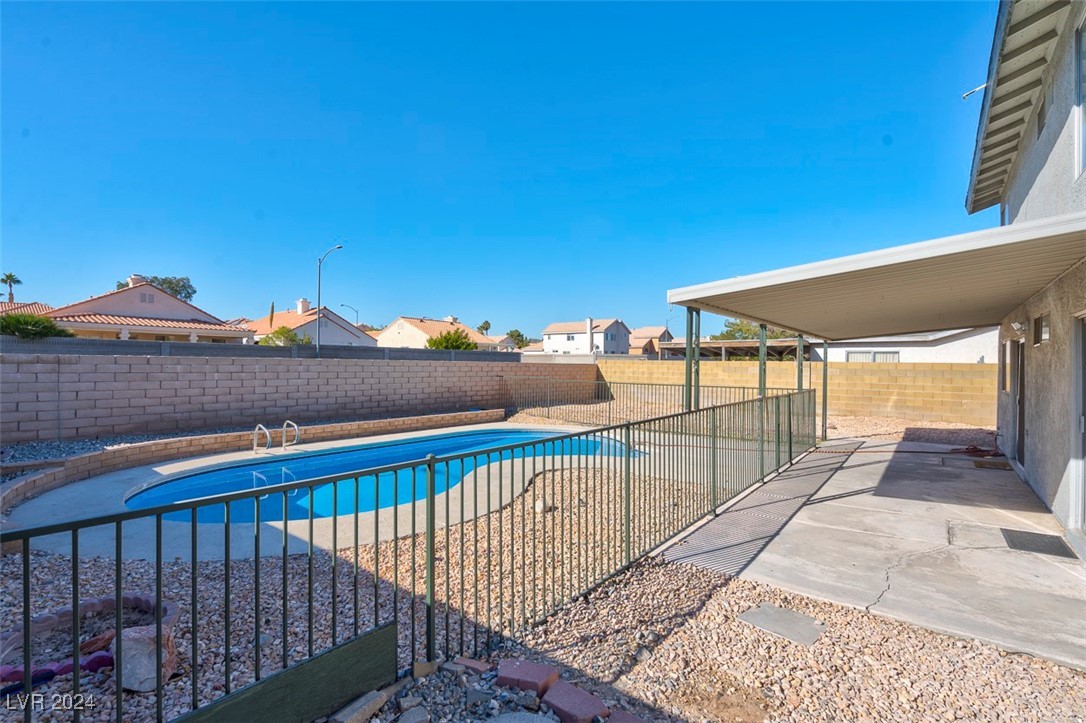 3827 Silent Hill Drive, Las Vegas, Nevada image 31