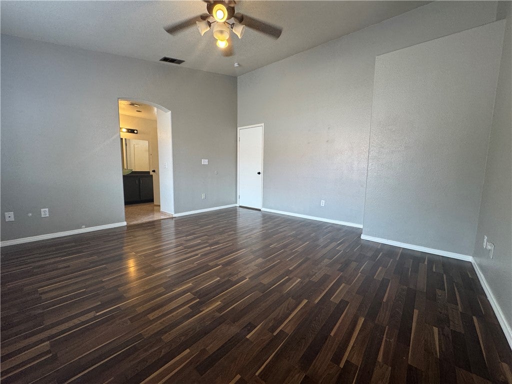 5033 Vista Del Rancho Way