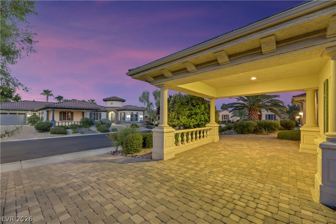 6425 Orto Botanico Court