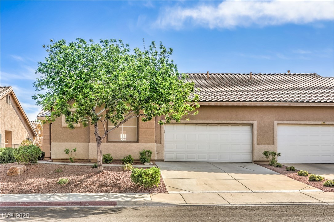 202 Twin Creek Street, Henderson, Nevada image 1