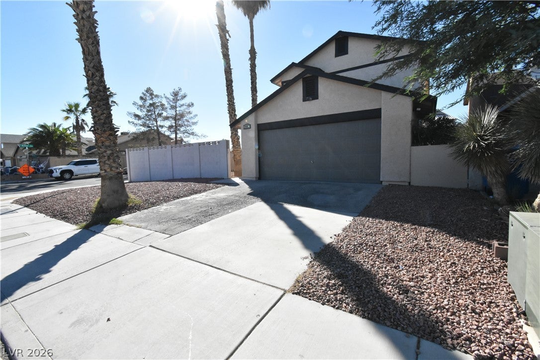 3909 Steinbeck Drive