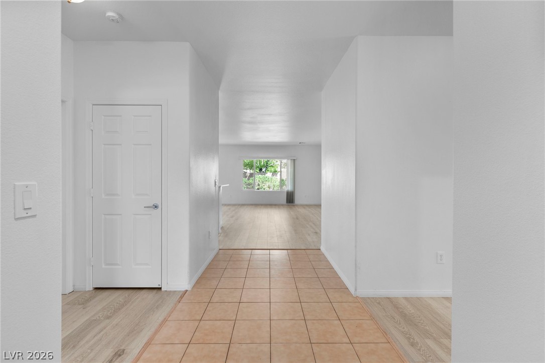 2250 Sandstone Cliffs Drive
