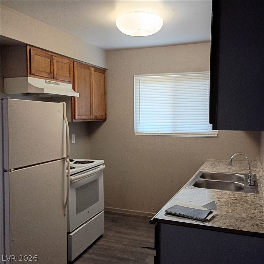2100 Sunrise Avenue 9