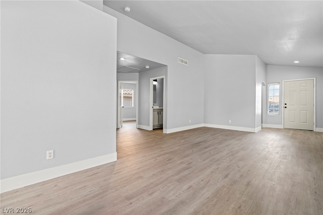 6375 Venus Vale Court