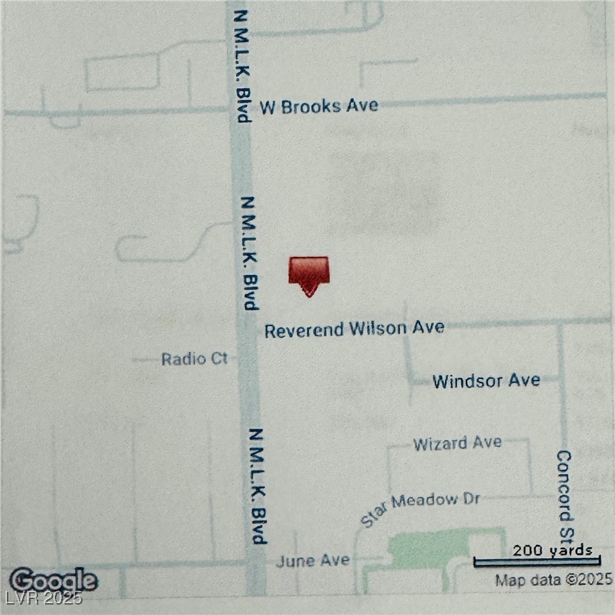 West Mayflower Avenue