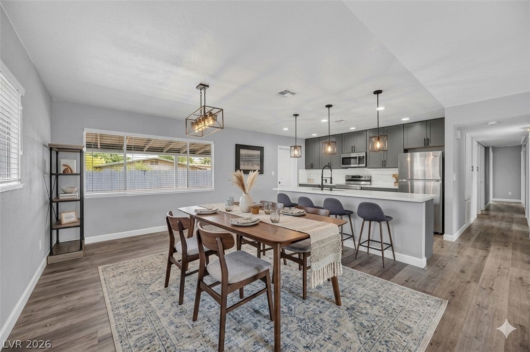 3210 Bluebird Street