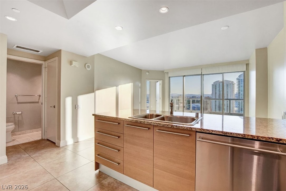 222 Karen Avenue 2805