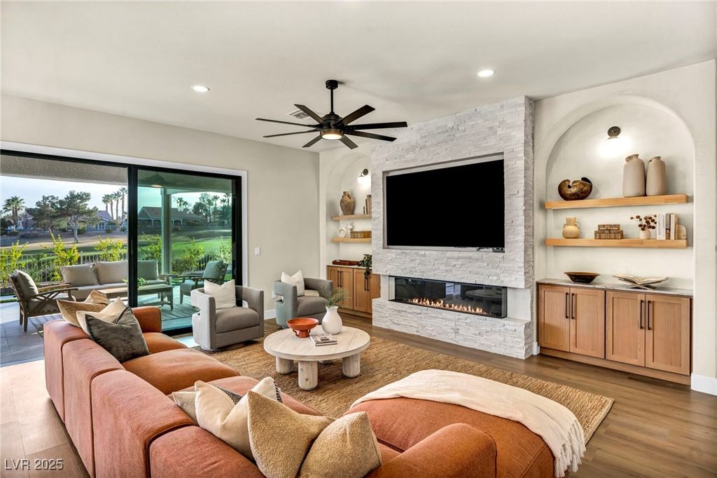 Photo of 9917 VILLA RIDGE Drive, Las Vegas, NV 89134 (MLS # 2742704)