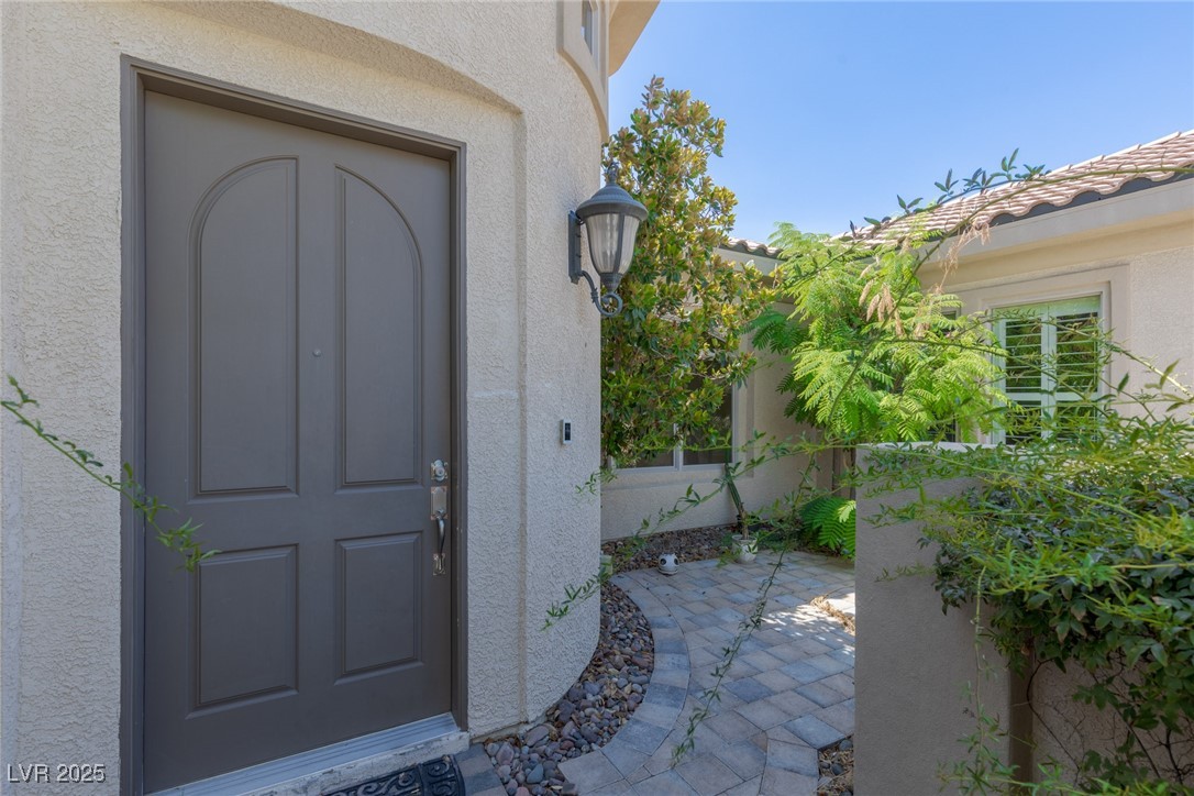 Las Vegas, Nevada 89139, United States, 5 Bedrooms Bedrooms, ,5 BathroomsBathrooms,Residential,Active,250094