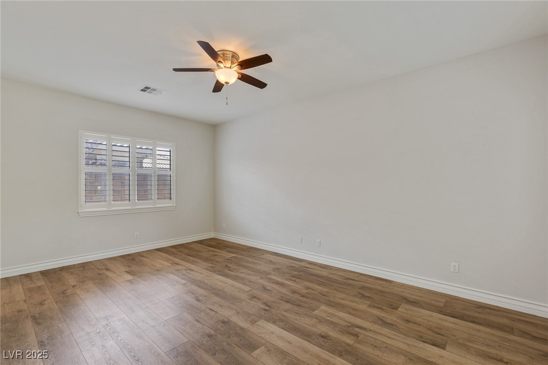 Las Vegas, Nevada 89139, United States, 5 Bedrooms Bedrooms, ,5 BathroomsBathrooms,Residential,Active,250094