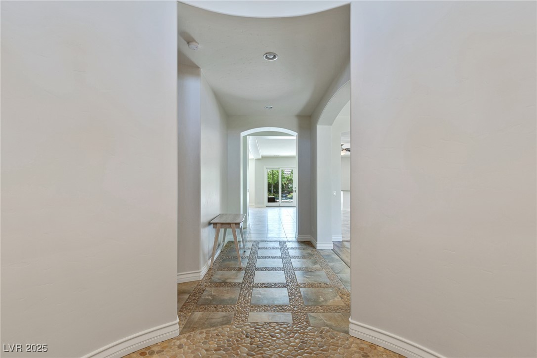 Las Vegas, Nevada 89139, United States, 5 Bedrooms Bedrooms, ,5 BathroomsBathrooms,Residential,Active,250094