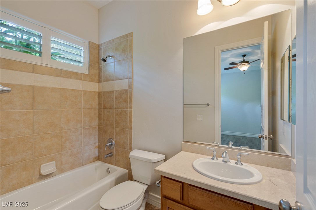 Las Vegas, Nevada 89139, United States, 5 Bedrooms Bedrooms, ,5 BathroomsBathrooms,Residential,Active,250094