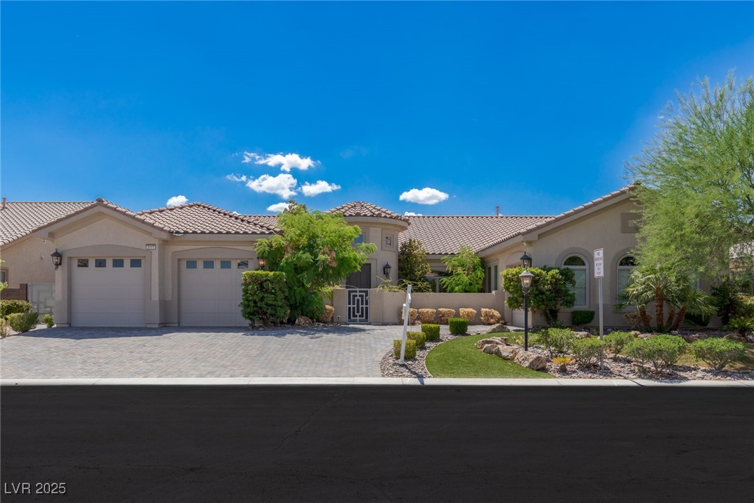 Las Vegas, Nevada 89139, United States, 5 Bedrooms Bedrooms, ,5 BathroomsBathrooms,Residential,Active,250094 Las Vegas, Nevada 89139, United States, 5 Bedrooms Bedrooms, ,5 BathroomsBathrooms,Residential,Active,250094