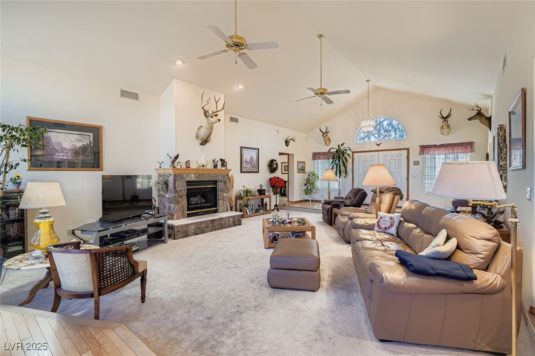 6140 N Grand Canyon Drive