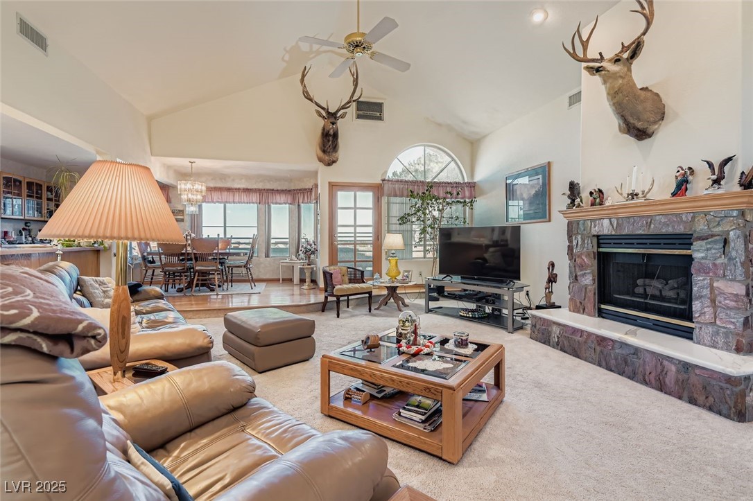 6140 N Grand Canyon Drive