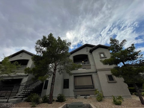 Condo For Rent - 8250 N Grand Canyon Drive #2040<br/> Las Vegas, NV 89166
