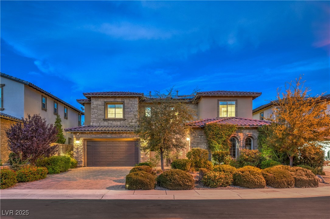 Properties 2 368 Granitico Street