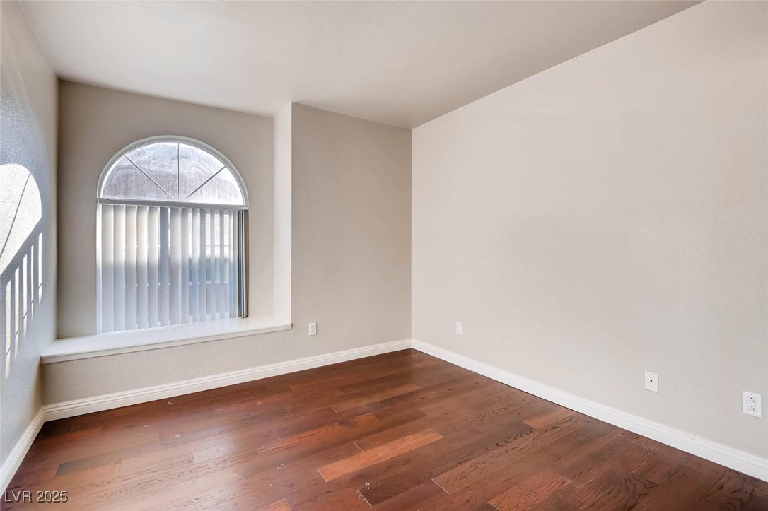 Las Vegas, Nevada 89117, United States, 3 Bedrooms Bedrooms, ,2 BathroomsBathrooms,Residential,Active,102078