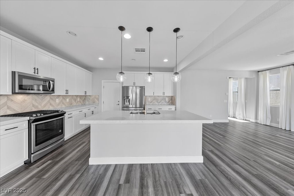 5703 Salt Rock Street