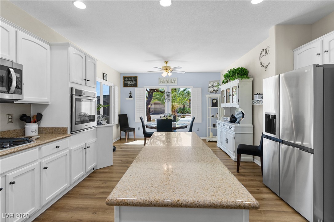 2606 Crested Butte Street, Henderson, Nevada image 12
