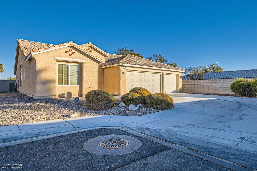 5302 Azure View Court, North Las Vegas, Nevada image 3