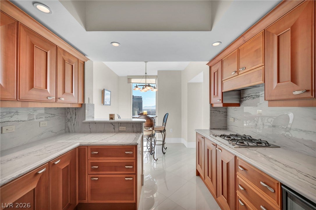 2777 Paradise Road 2304