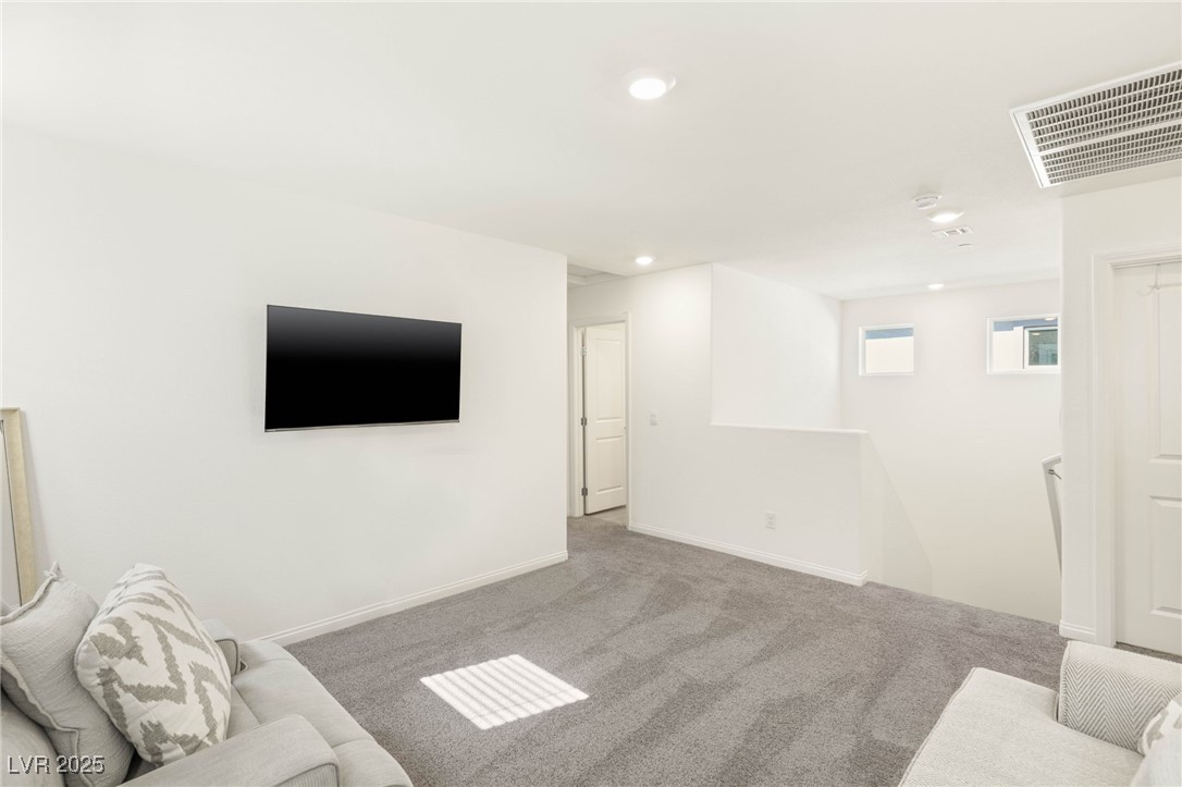 Las Vegas, Nevada 89141, United States, 3 Bedrooms Bedrooms, ,2 BathroomsBathrooms,Residential,Active,253209