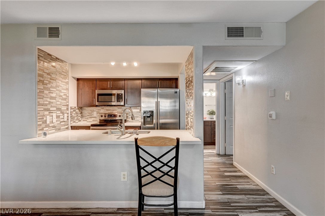 2300 E Silverado Ranch Boulevard 1139