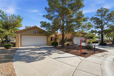 Photo of 9812 Villa Ridge Drive, Las Vegas, NV 89134 (MLS # 2809639)